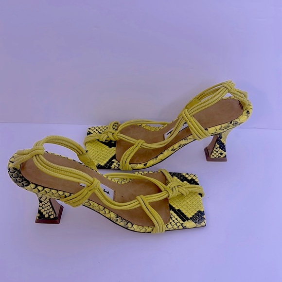 Miista Yellow Snake Animal Print Amy Sandals, New, Size 35 - Picture 5 of 10